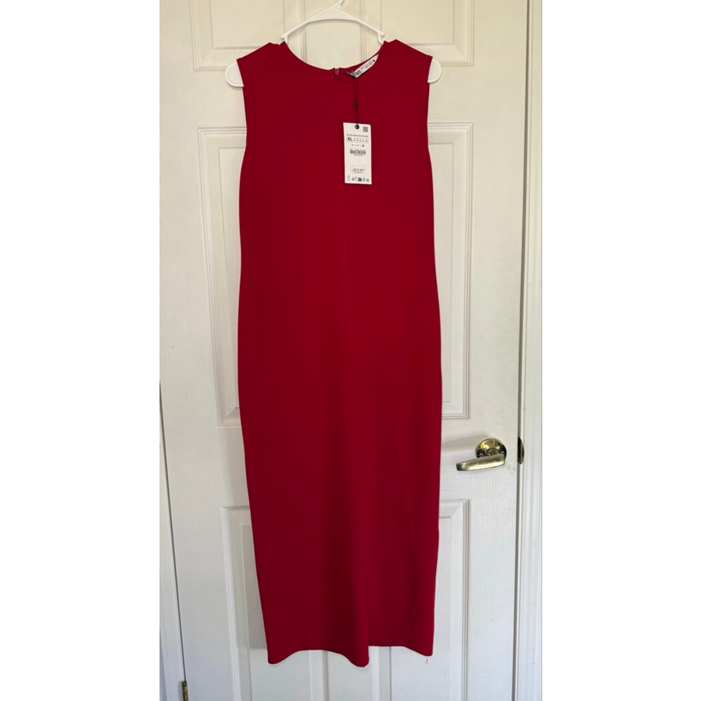 Women's Zara Sleeveless Midi Dress Size XL in Red